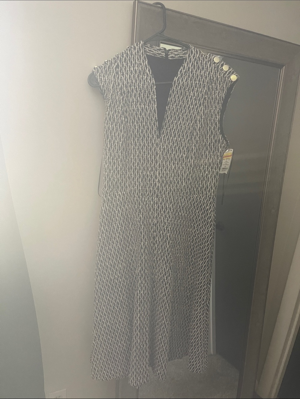Andrew Marc Black and White Sleeveless V-Neck Midi Dress with Shoulder Buttons